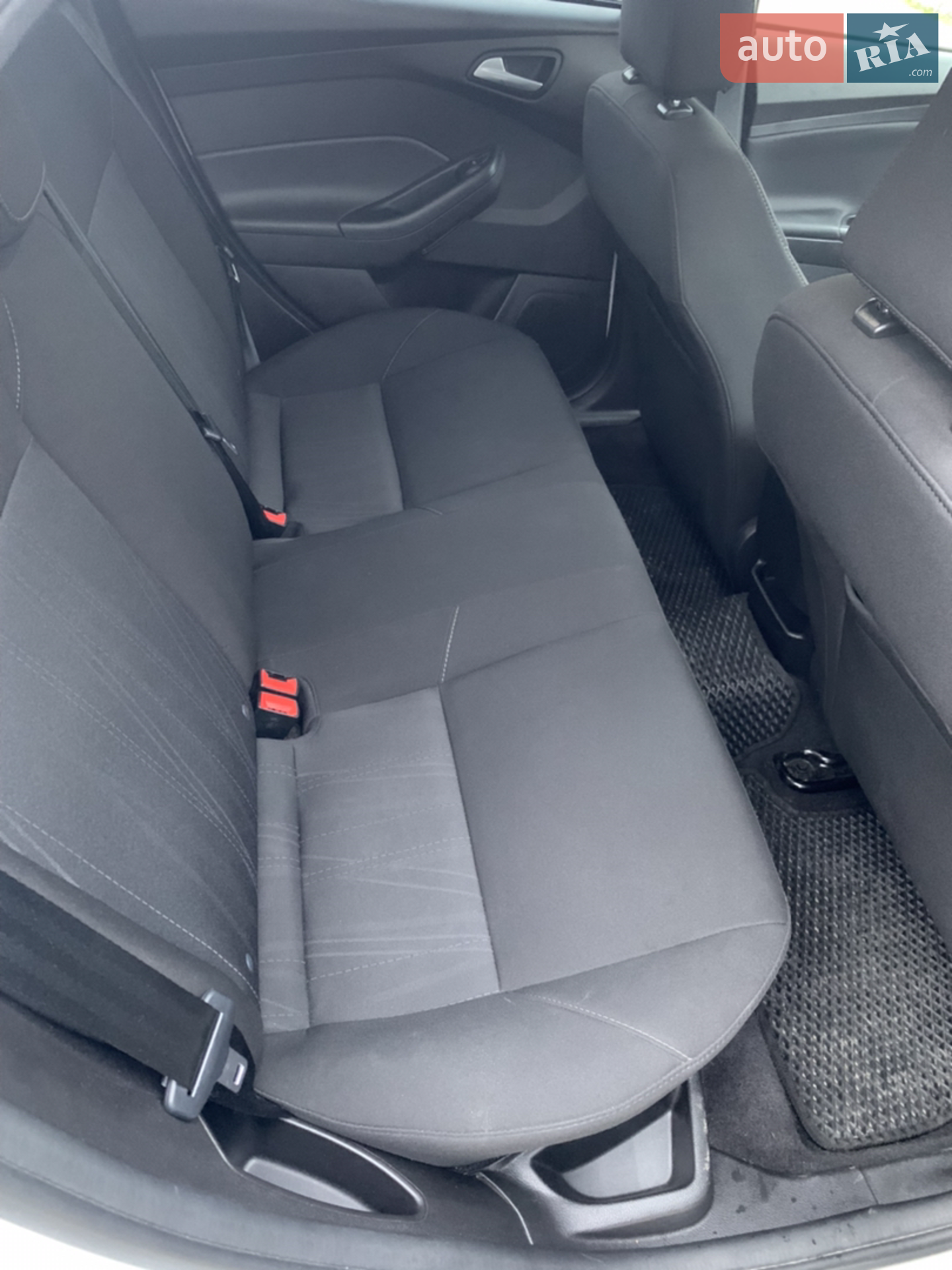 2017 Ford Focus - мініатюра 14