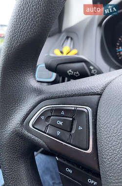 Седан Ford Focus 2017 в Киеве