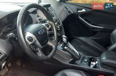 Седан Ford Focus 2014 в 