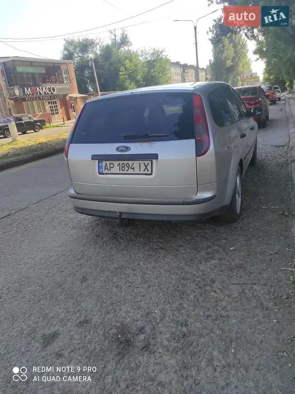 Ford Focus 2006 VIN WF0WXXGCDW6L70921 фото оголошення 3 з 44