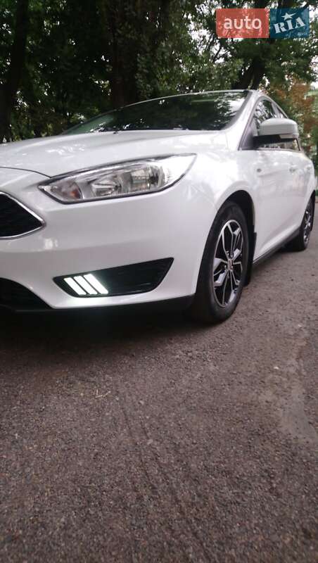 Седан Ford Focus 2016 в Кривом Роге