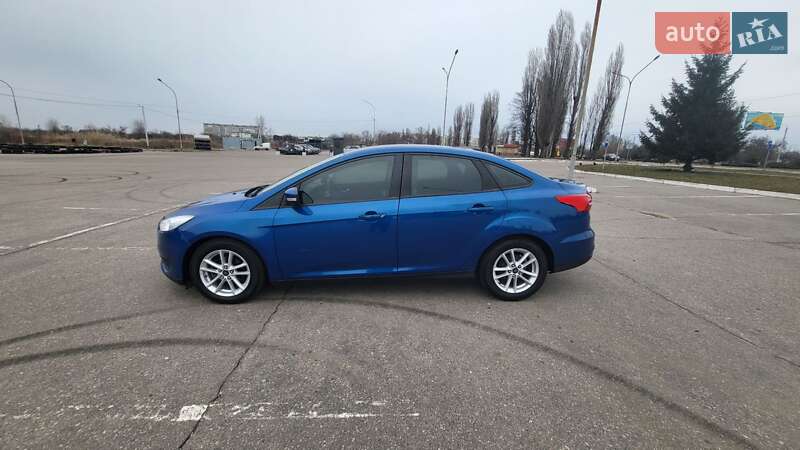 Седан Ford Focus 2017 в Киеве