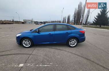 Седан Ford Focus 2017 в 