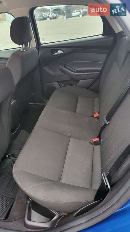 Седан Ford Focus 2017 в Киеве