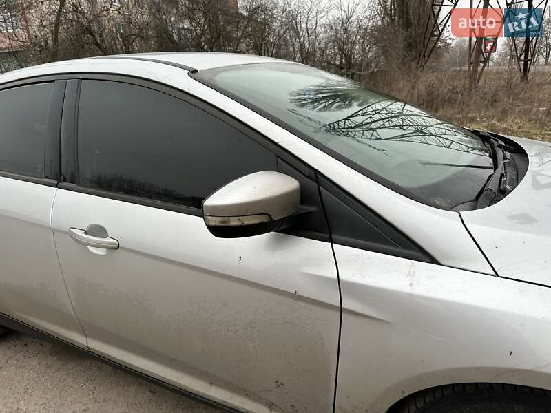 Седан Ford Focus 2016 в Киеве фото 6 Седан Ford Focus 2016 в Киеве