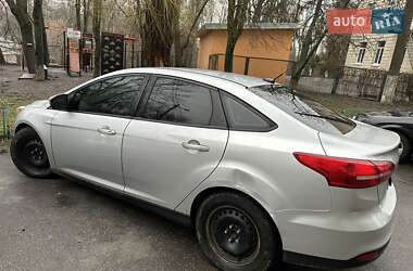 Седан Ford Focus 2016 в Киеве