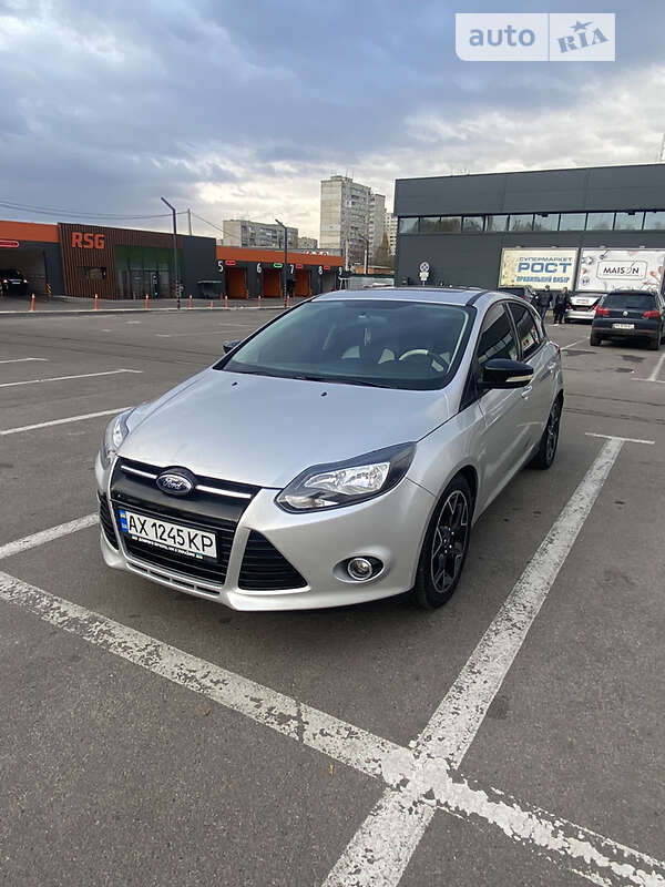 Хэтчбек Ford Focus 2012 в Харькове