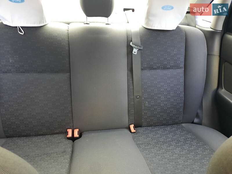 Седан Ford Focus 2003 в Житомире