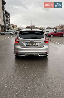 Хэтчбек Ford Focus 2013 в Львове