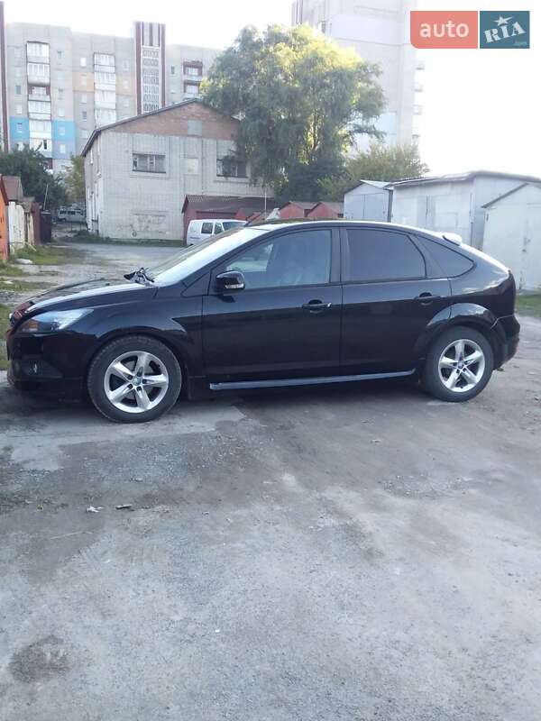 Хетчбек Ford Focus 2010 в Рівному