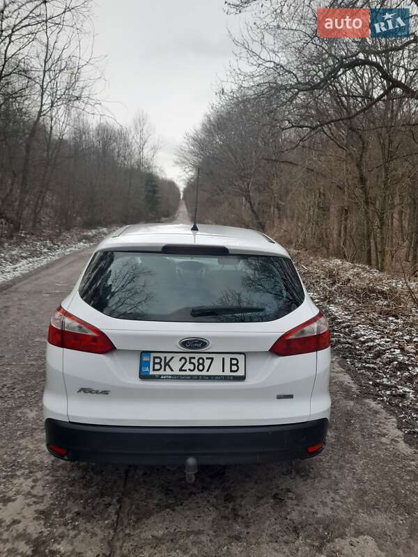 Универсал Ford Focus 2012 в Остроге фото 6 Универсал Ford Focus 2012 в Остроге