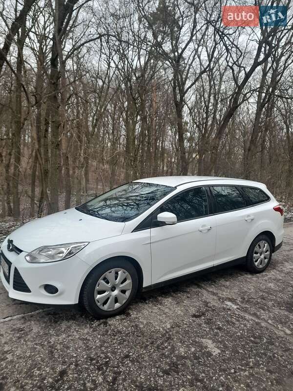 Универсал Ford Focus 2012 в Остроге