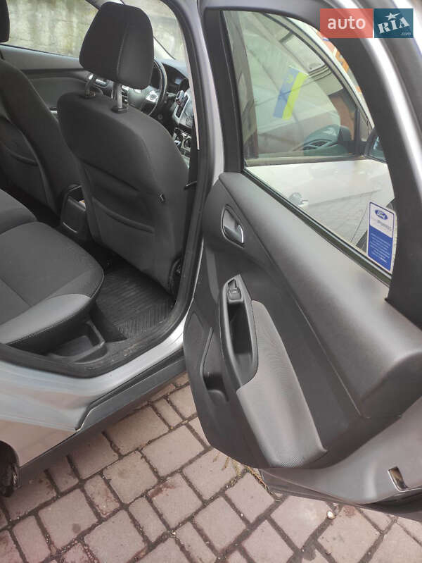 Универсал Ford Focus 2013 в Ивано-Франковске