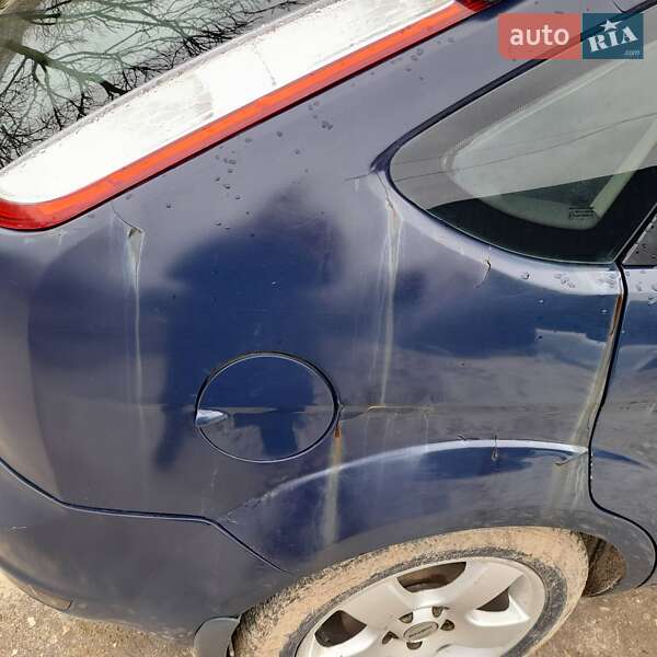 Хэтчбек Ford Focus 2010 в Кременце