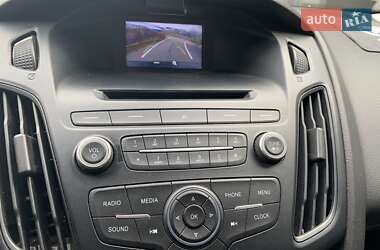 Седан Ford Focus 2016 в 