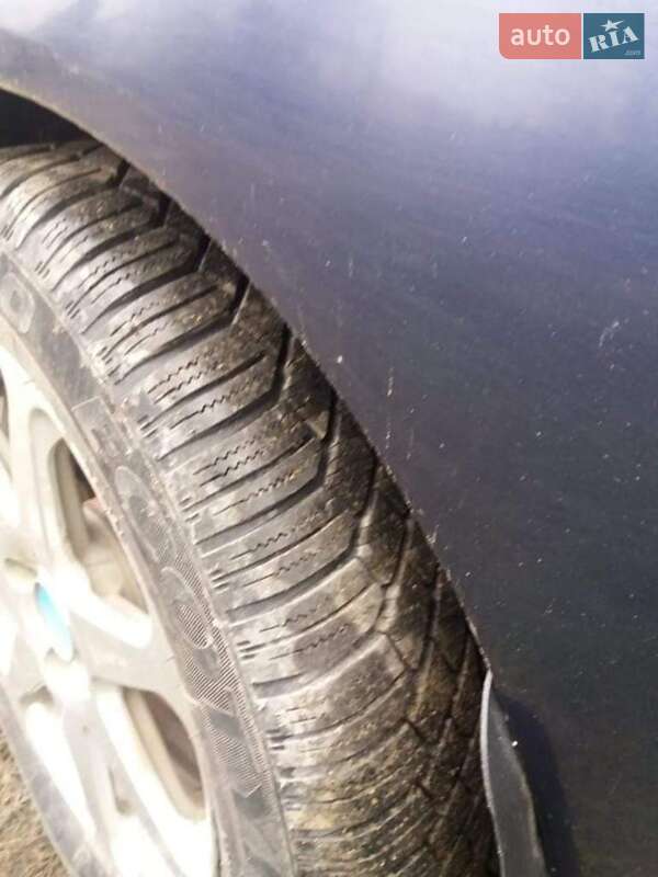 Универсал Ford Focus 2003 в Песчанке