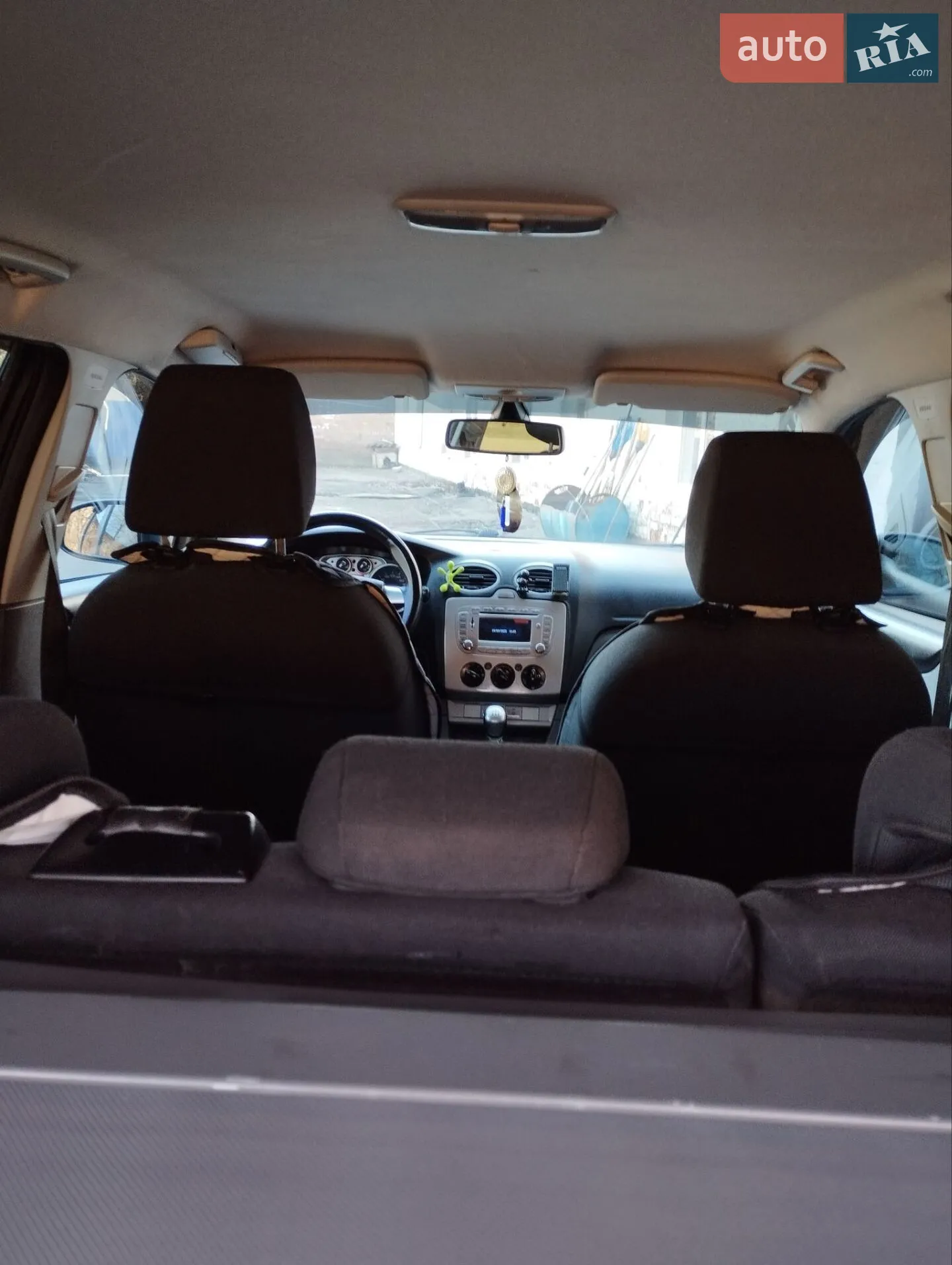 2010 Ford Focus - мініатюра 11