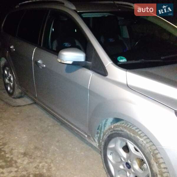 Ford Focus 2010
