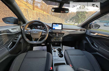 Хэтчбек Ford Focus 2020 в 