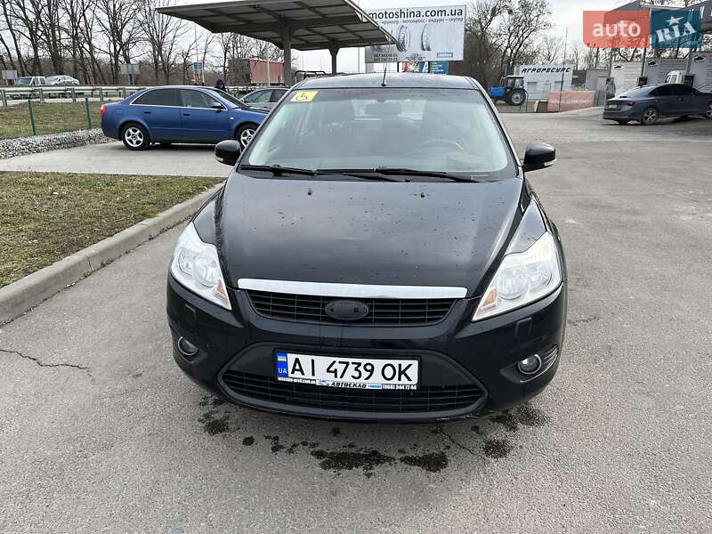 Хэтчбек Ford Focus 2008 в 