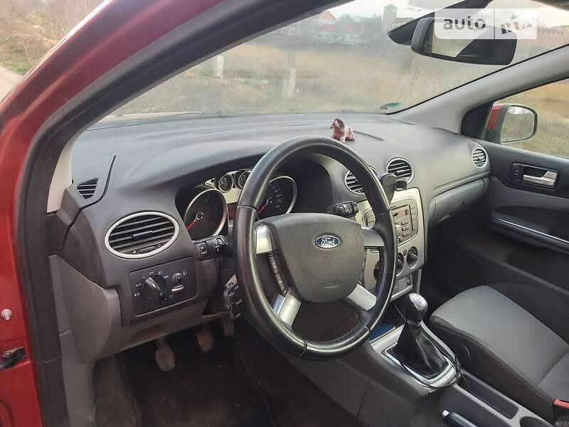 Універсал Ford Focus 2010 в Чернівцях