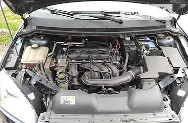 Хэтчбек Ford Focus 2007 в 
