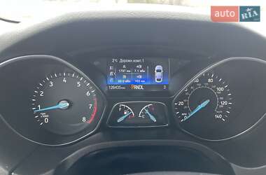 Седан Ford Focus 2016 в 