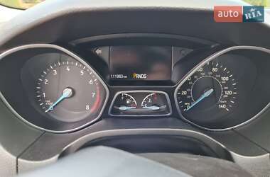 Седан Ford Focus 2015 в 