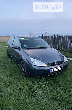 Хэтчбек Ford Focus 2002 в Радехове