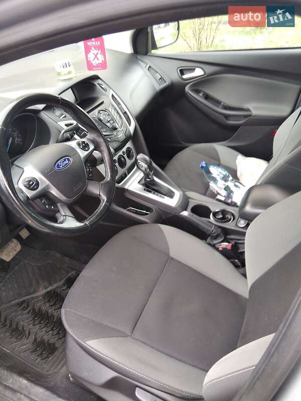 Седан Ford Focus 2014 в Бродах
