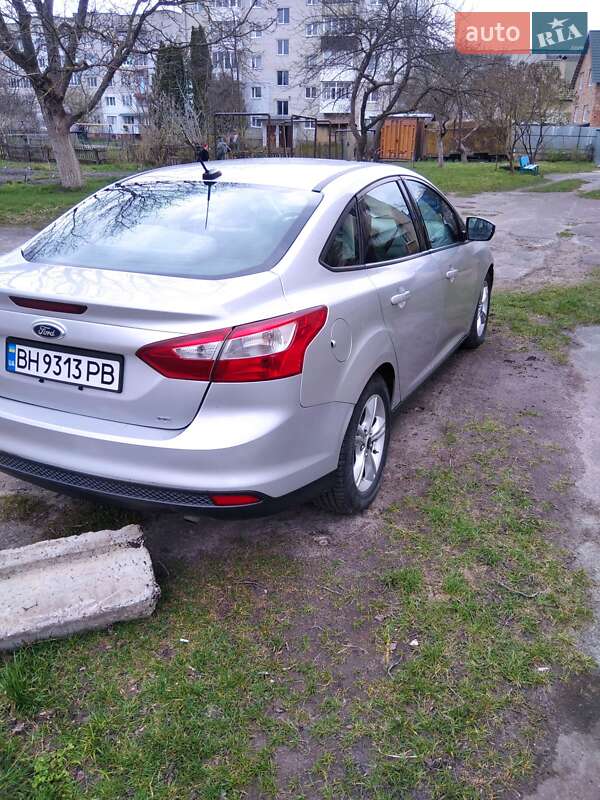 Седан Ford Focus 2014 в Бродах