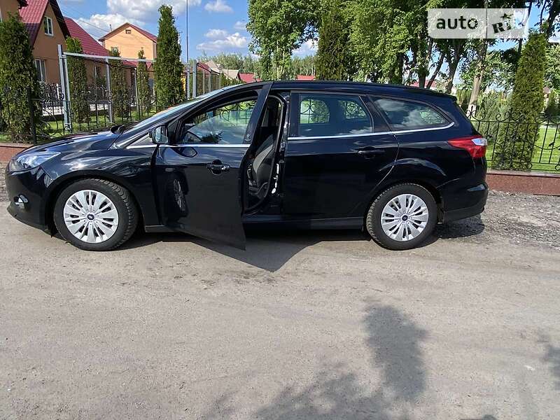 Универсал Ford Focus 2012 в Бобровице фото 7 Универсал Ford Focus 2012 в Бобровице