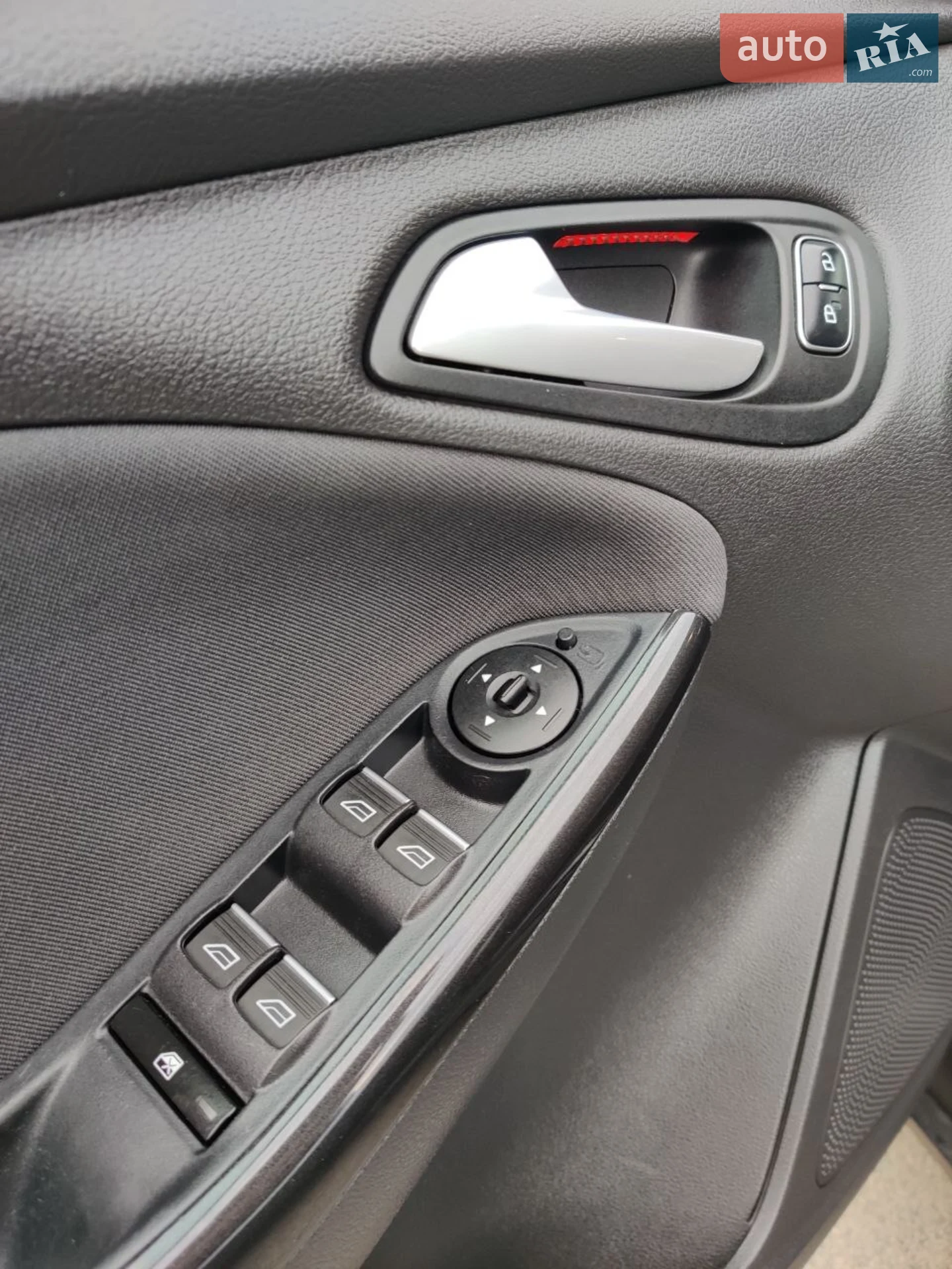 2016 Ford Focus - мініатюра 21