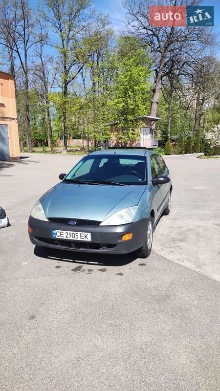 Хэтчбек Ford Focus 1999 в Черновцах