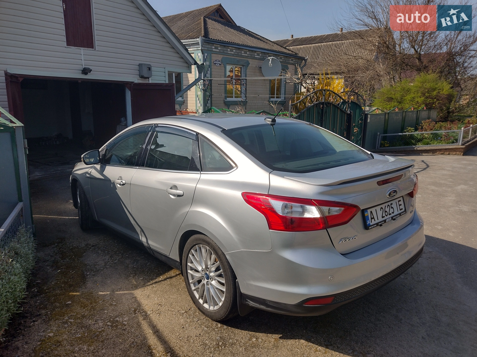 2012 Ford Focus - мініатюра 2