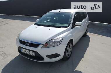 Универсал Ford Focus 2010 в Новоукраинке