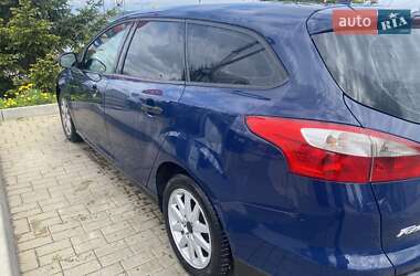 Универсал Ford Focus 2014 в 