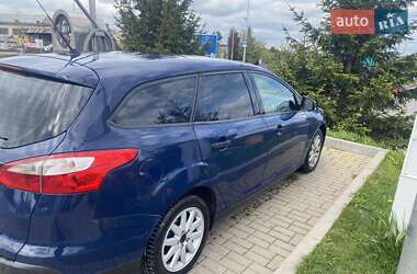 Универсал Ford Focus 2014 в 