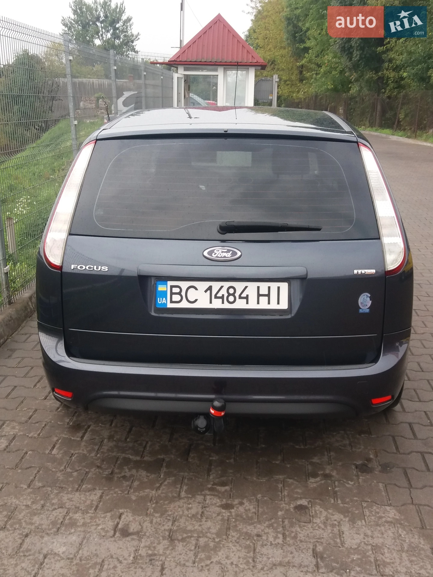 2010 Ford Focus - мініатюра 2