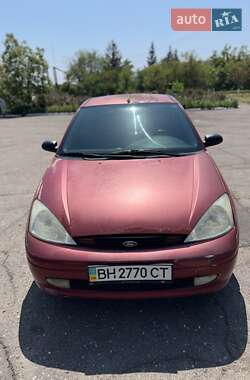 Хэтчбек Ford Focus 2002 в 