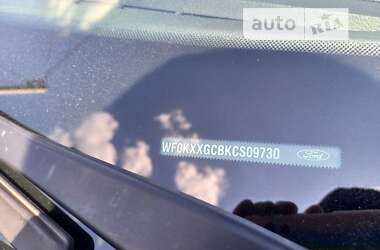 Хэтчбек Ford Focus 2012 в 