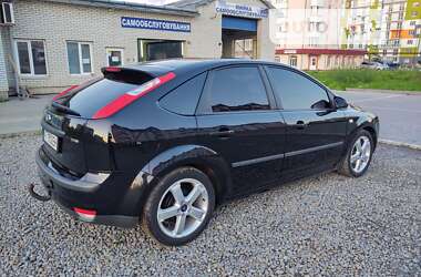 Хэтчбек Ford Focus 2007 в 