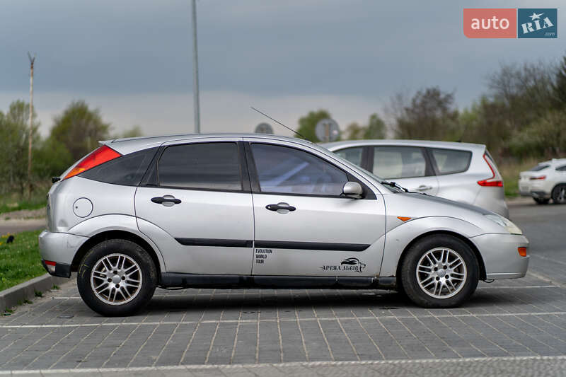Хэтчбек Ford Focus 2001 в Львове фото 7 Хэтчбек Ford Focus 2001 в Львове