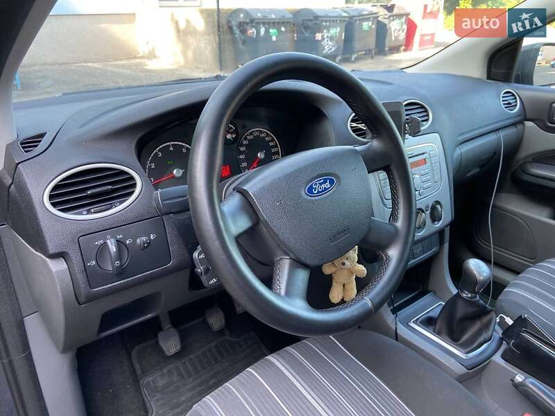Хэтчбек Ford Focus 2009 в Ужгороде