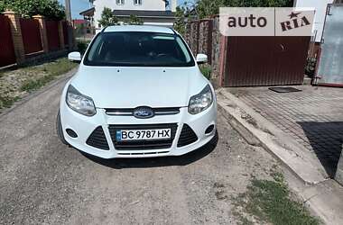 Хетчбек Ford Focus 2014 в Золочеві