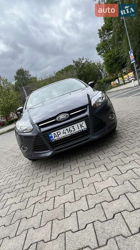 Седан Ford Focus 2013 в Запоріжжі фото 2 Седан Ford Focus 2013 в Запоріжжі