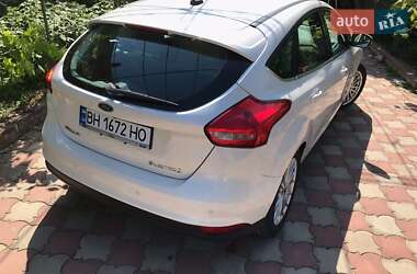 Хетчбек Ford Focus 2015 в Одесі