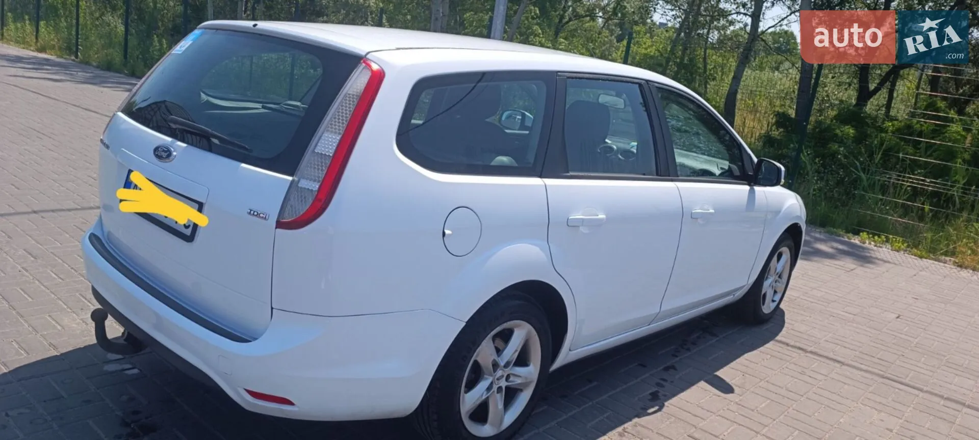 2010 Ford Focus - мініатюра 4