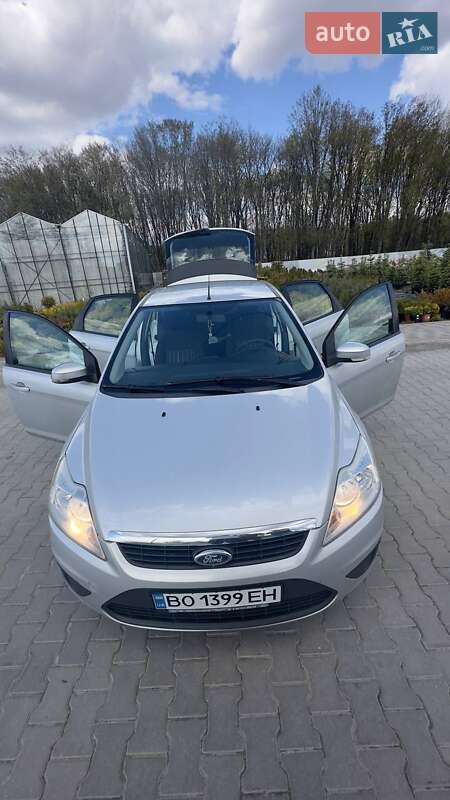 Хэтчбек Ford Focus 2008 в Тернополе