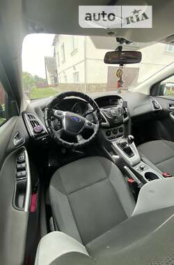 Универсал Ford Focus 2012 в 